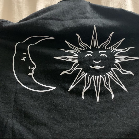 Moon and Sun Cropped Self-Tie Halter Top NWOT - Picture 5 of 8